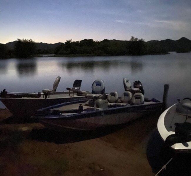 boats lake picachos