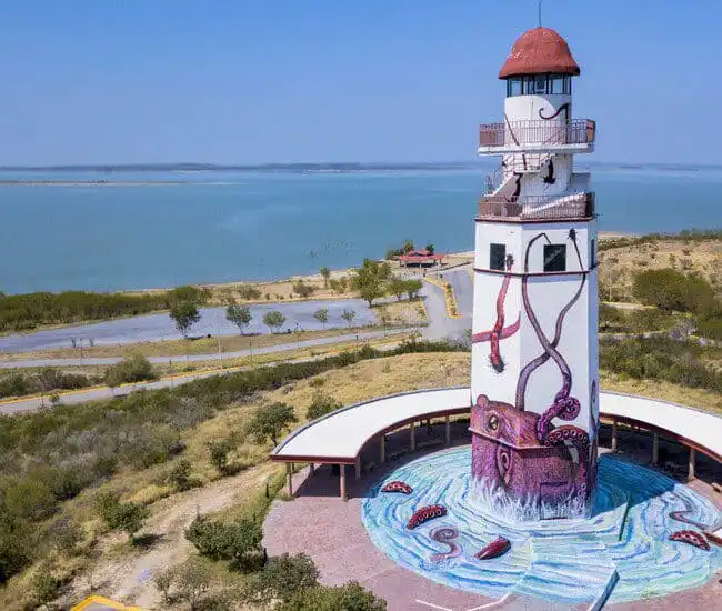 Beautiful view at Lake el Cuchillo