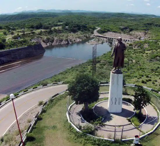 Aereal view and statue Lake Mahone