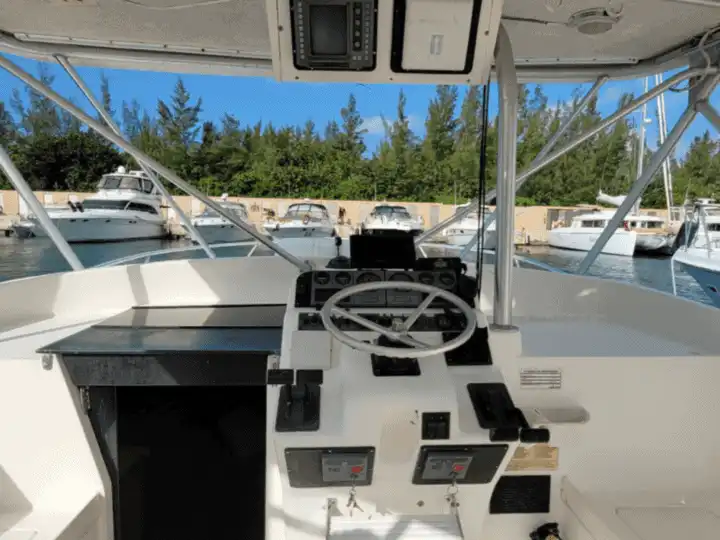 Samaki I - Fishing boat exterior view
