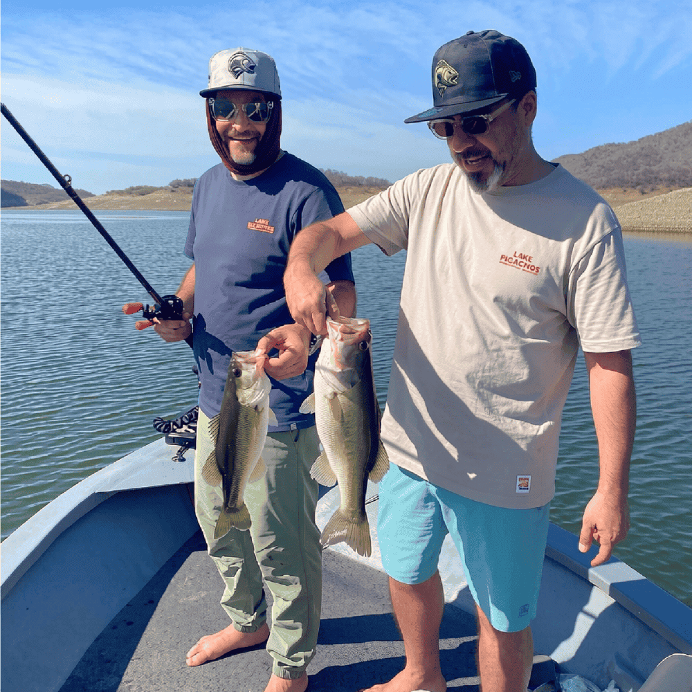 Lyfstile Shirts Front Fishing Picachos